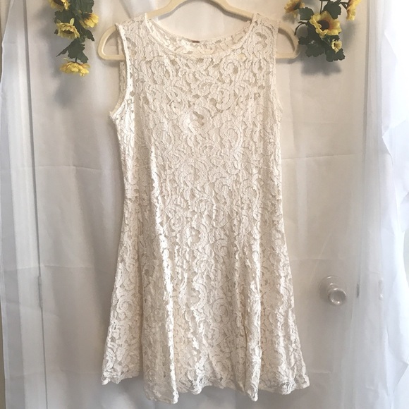Free People Dresses & Skirts - FREE PEOPLE Miles of Lace Dress